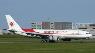 Air_Algérie_A330_@_YUL