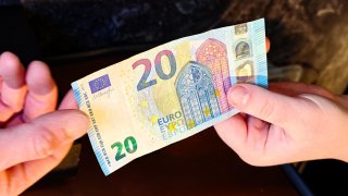 Не, българското евро не е фалшиво