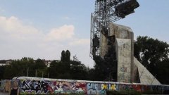 Нов опит за демонтаж на паметника при НДК
