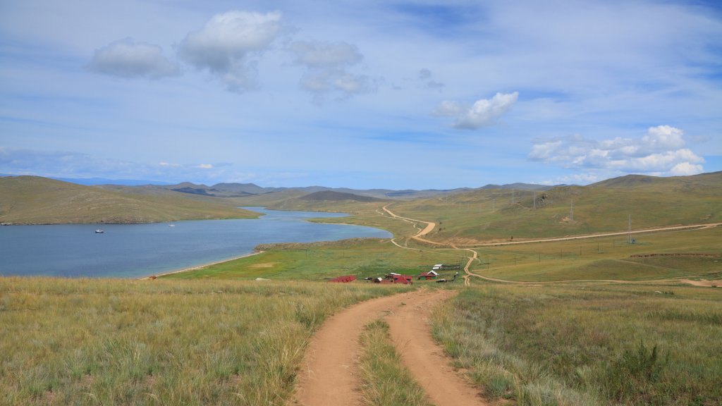 dirt road