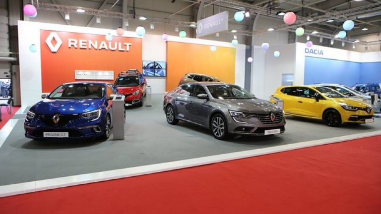 Лимузината Talisman на щанда на Renault