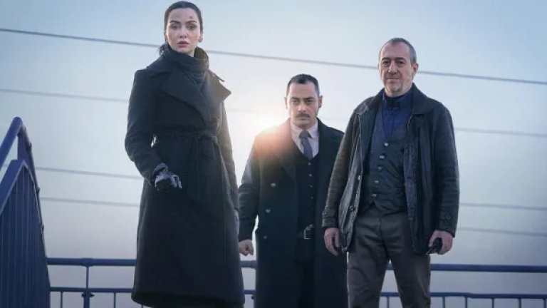 Graveyard 

Криминалният сериал проследява специално звено за разследване на убийства в Истанбул, ръководено от инспектор Юнем Юзулку. Тя води екипа си през най-тежките престъпления в турския мегаполис – от жестоко насилие над жени до сложни случаи на корупция по високите етажи на властта.