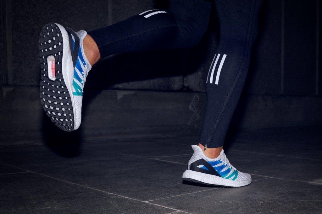 FW17_Speedfactory_AM4_PR_London_onbody_2_RGB