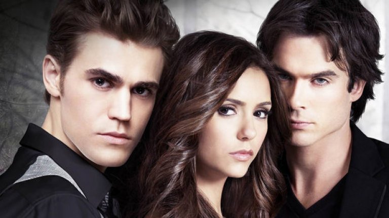 Нина Добрев вече няколко години не може да избере между добрия и лошия брат от "Вампирски дневници", а цели орди от ученички мечтаят да са на нейно място