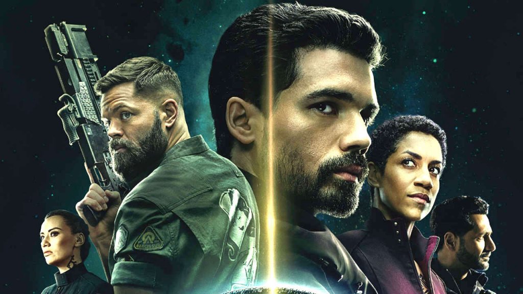 The Expanse - сезон 5 (Amazon Prime) - 16 декември
Един от най-добрите фантастични сериали през последните години, The Expanse се завръща за нова порция от сагата за космическия сблъсък между Земята, Марс и жителите на района на Пояса на Юпитер, в центъра на която отново попада екипажа на космическия кораб "Росинант". Още 10 епизода на междупланетна политика, интриги, шпионаж и тайни планове на фона на необясними космически явления, които всъщност спокойно могат да заличат целия живот в Слънчевата система. Ако сте гледали предишните 4 сезона, знаете за какво говорим и ще гледате със сигурност.