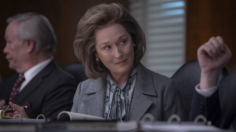 Мерил Стрийп е най-многократно номинираната актриса в историята на "Оскарите" - общо 21 пъти, включително за тазгодишния филм "Вестникът на властта". Стрийп има "само" три награди - за "Крамър срещу Крамър", "Изборът на Софи" и "Желязната лейди".