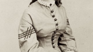 Olive_Oatman1_(cropped)