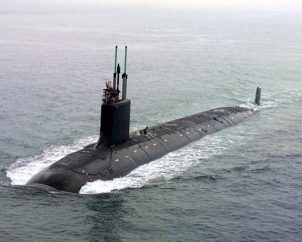 1280px-US_Navy_040730-N-1234E-002_PCU_Virginia_(SSN_774)_returns_to_the_General_Dynamics_Electric_Boat_shipyard