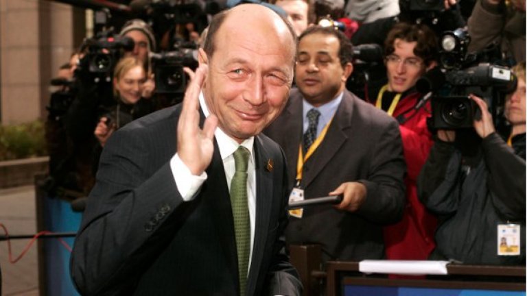 Бъсеску непоклатим, Понта необуздан