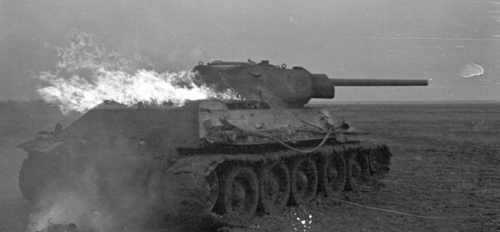 Russland, Brennender T-34