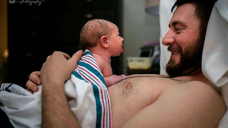 pregnancy-giving-birth-fathers-participating-delivery-room-4-594289702a28a__700