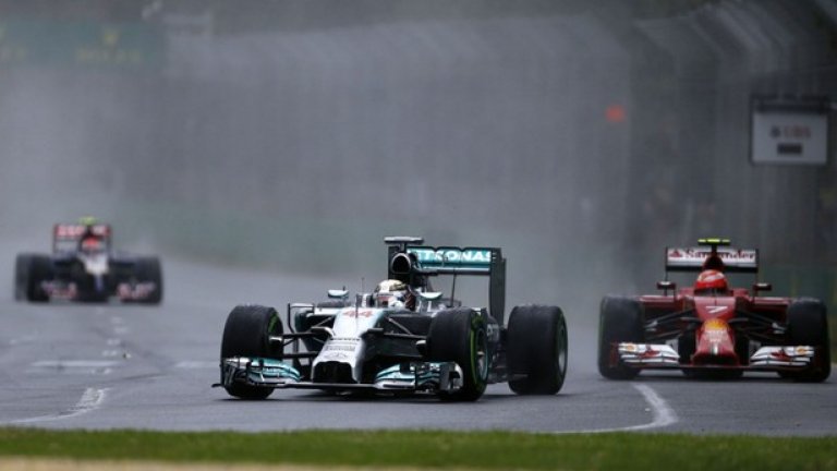 Превъзходството на Mercedes се видя още на старта на сезона в Австралия