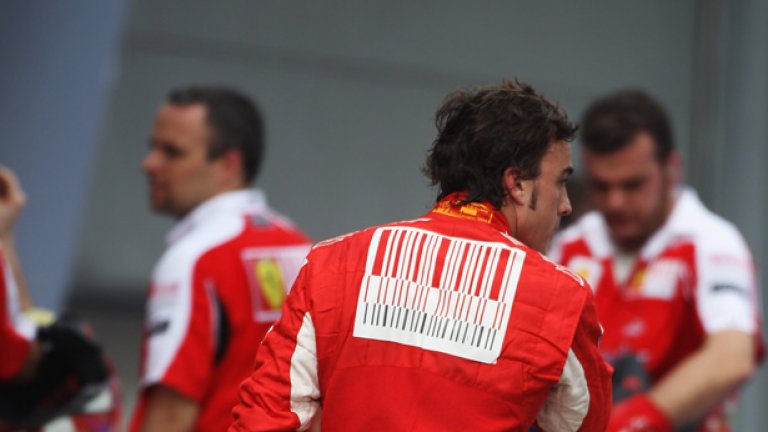 Алонсо не иска да напуска Формула 1, но не се знае дали ще остане във Ferrari