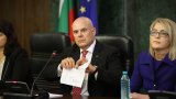 Главният прокурор обвини "политическата мафия" за атаката срещу себе си и поиска оставката на Борислав Сарафов