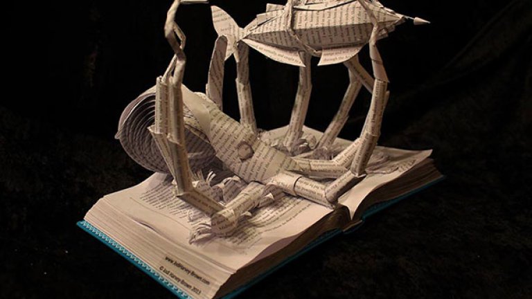 Наутилус e атакуван на „Двадесет хиляди левги под водата"