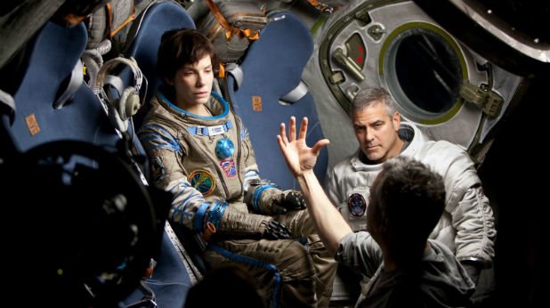 Сандра Бълок и Джордж Клуни са изиграли целия филм в съвсем минималистични условия