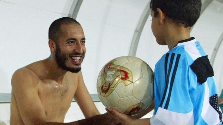 Целият либийски футбол обслужва любимия син на диктатора 