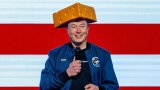 Причината е анимиран сериал с транссексуален герой