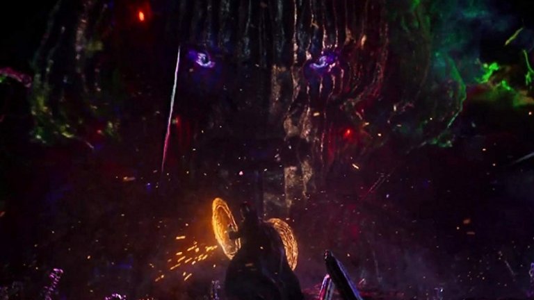 Идеята зад продължението на "Доктор Стрейндж" (на снимката кадър от финала на първия филм) е да ни покаже алтернативни реалности - части от мултивселената, които дават възможности за какво ли не - от появата на героите от X-Men, до чудовищни създания, достойни за хорър филм. Marvel обаче очевидно не желаят такъв.