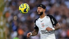 Мемфис Депай иска да се завърне в Европа през зимата