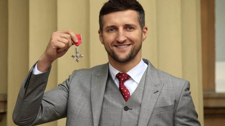 Карл Фрох беше един от най-добрите британски боксьори, но меко казано не блести с научните си познания