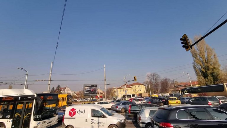 Лека катастрофа предизвика огромно задръстване в София