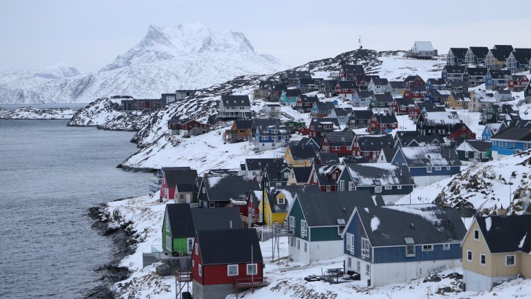Франция е първата страна от ЕС с дипломатическо представителство там