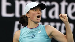 "Не вярвах в себе си и трудно говорех с хората, но татко искаше да ме направи по-добър спортист от него самия. И посвети живота си на това"