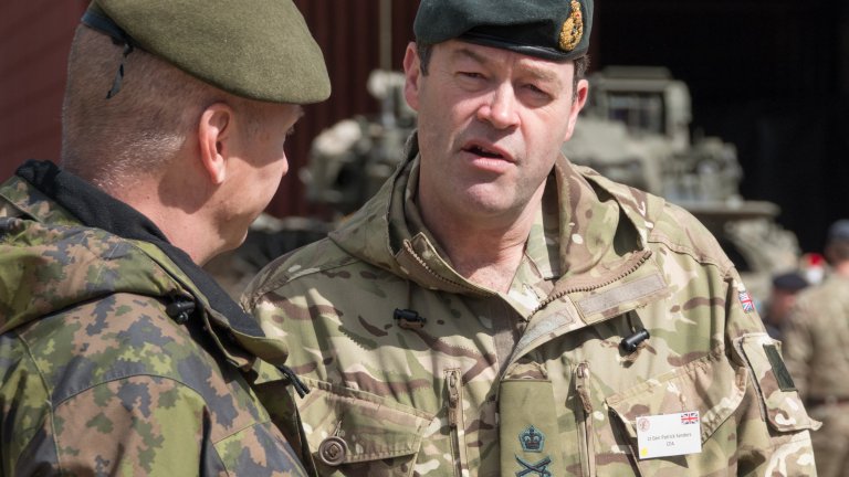 Според новоназначеният началник на Генералния щаб на Великобритания Патрик Сандърс армията трябва да бъде готова да побеждава в сухопътни сблъсъци