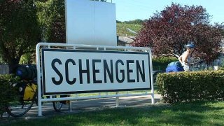 26670en_USI_schengen