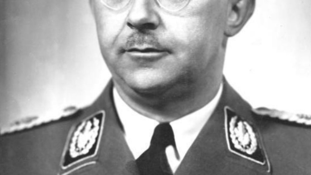 Bundesarchiv_Bild_183-S72707,_Heinrich_Himmler