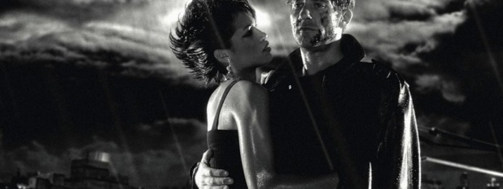 Sin City (Град на греха, 2005 г.)
За момент се прехвърляме 10 години по-късно. Родригес се справи много добре в това да борави с една много различна стилистика с адаптацията на графичната новела на Франк Милър. 
Sin City се фокусира върху няколко различни истории - мъж, който търси отмъщение и убива всичко и всеки по пътя си; обикновен човек, попаднал по средата на конфликт между проститутки, наемници, полицията и мафията; полицай, опитващ се да предпази жена от деформиран сериен убиец... Все доста подходящи за режисьора персонажи. Всички тези сюжети са разказани в черно-бял ултра комиксов стил с отделни цветни акценти, които се забиват в главата ти за години напред.
Продължението може и да не беше така сполучливо, но Sin City продължава да е нещо, което си струва повторното гледане най-малкото заради запомнящия се визуален стил.