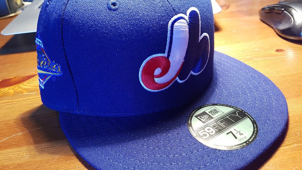 1280px-Montreal_Expos_hat_(32297579965)