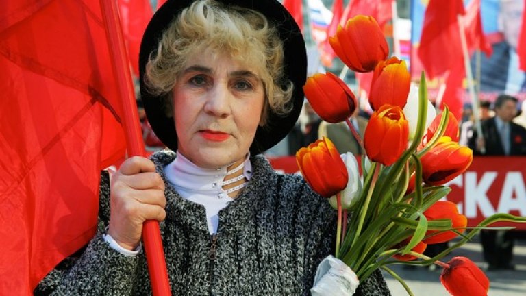 ЕС никак не е мръсна дума за Асоциацията на българските села, която открито рекламира на страницата си консултантска помощ по европроекти, рекламира къщи за гости правени по европейски програми и самата тя е кандидатствала по такива програми.