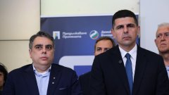 Битката продължава, тя не е приключила. Предстоят тежки дни, заяви Ивайло Мирчев