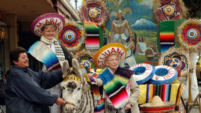 Наемите скачат и на места дори не се чува испанска реч