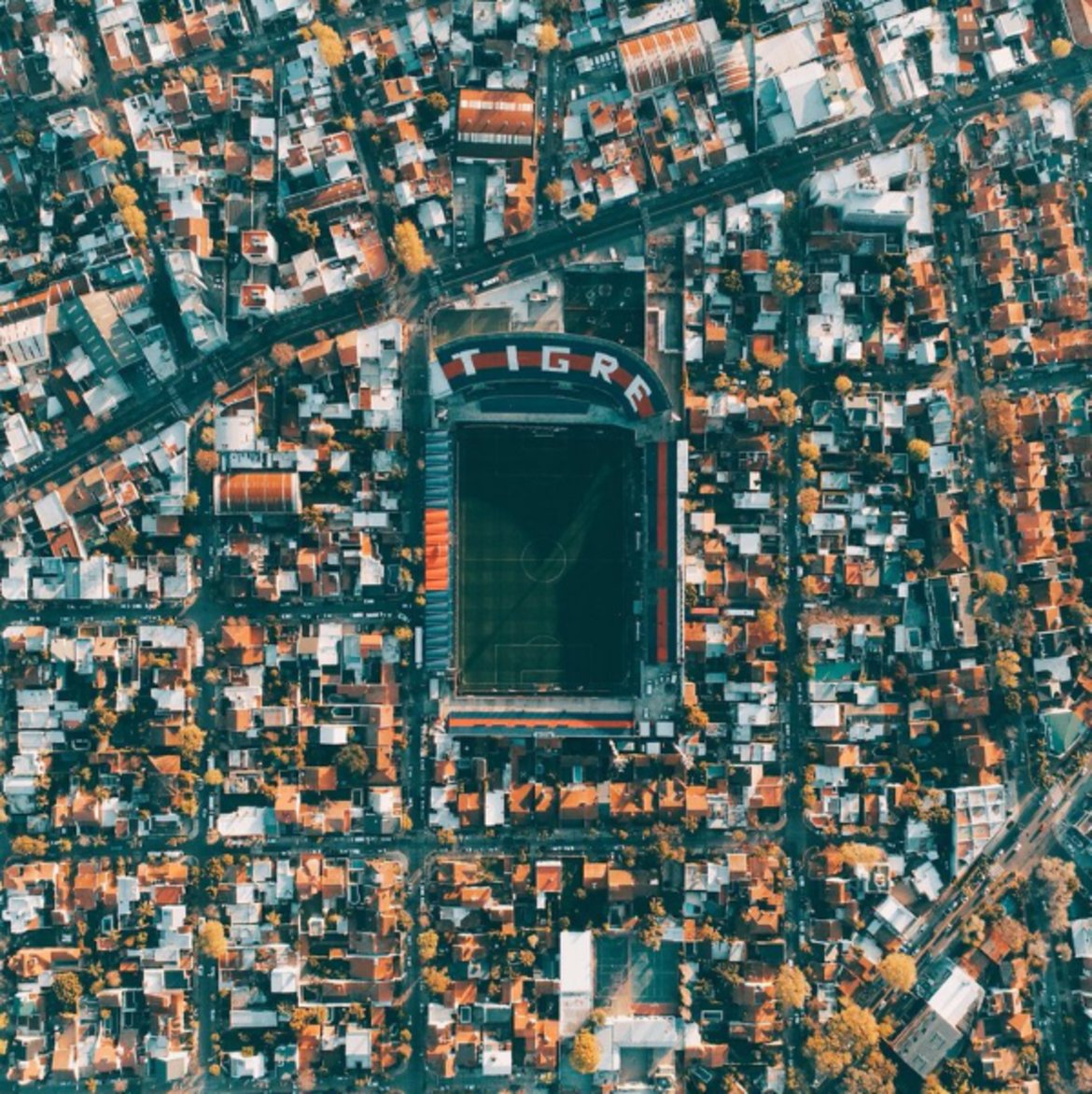 "Хосе Деладжована" - стадионът на Тигрес.