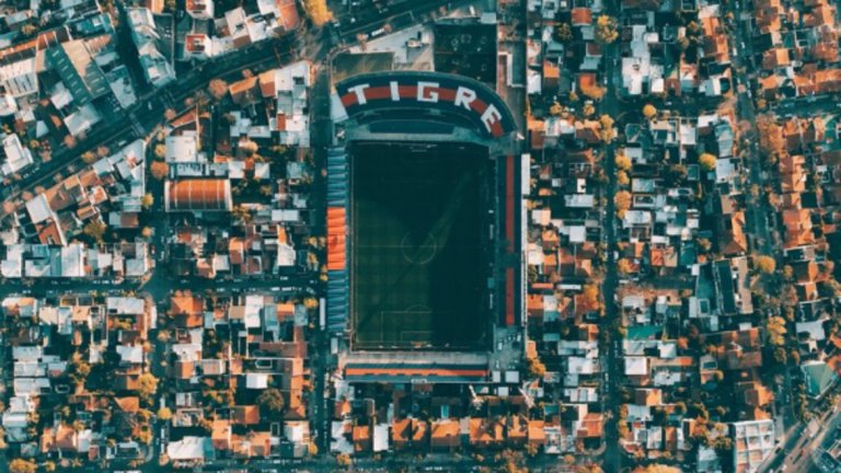 "Хосе Деладжована" - стадионът на Тигрес.