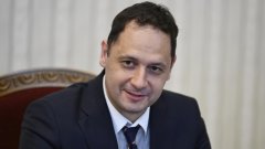 Шефът на ПГ на "Прогресивна България" е категоричен - трябва да се сложи край на дълговата спирала