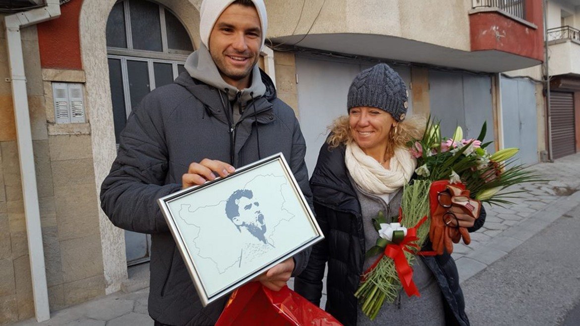 Григор получи много подаръци от феновете в родния си град.