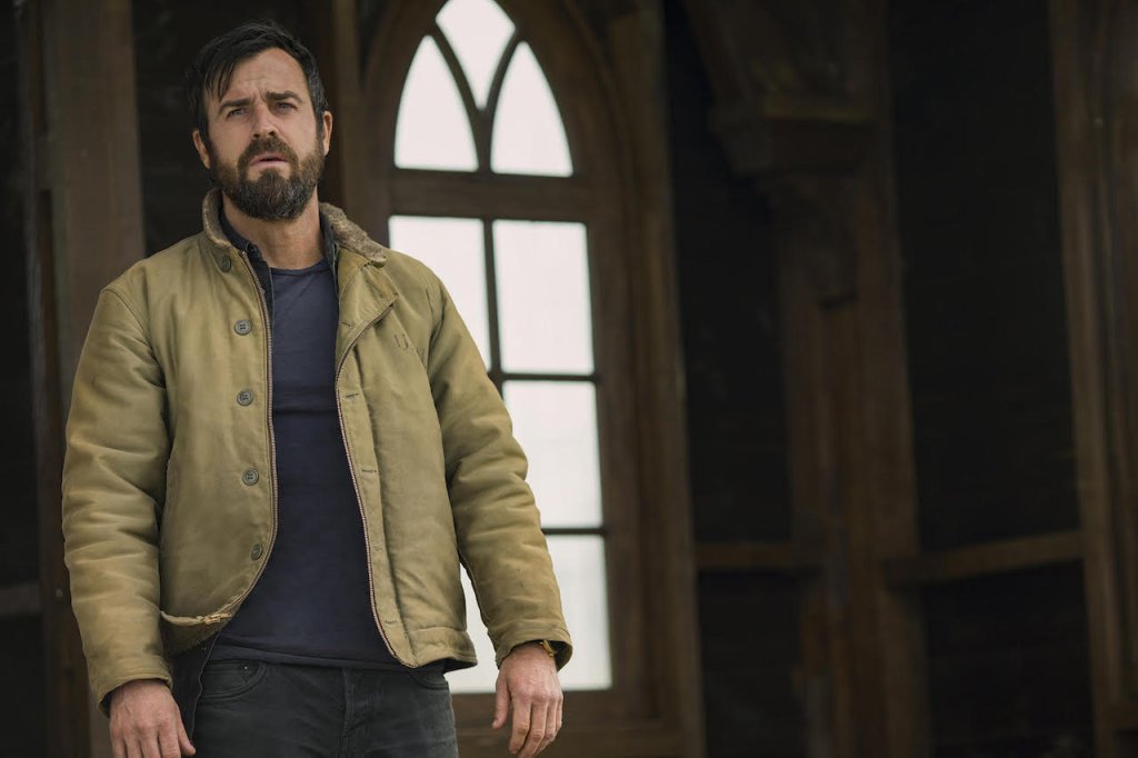 \"The Leftovers\"/„Останалите\")
Това е един от най-подценяваните сериали в телевизията. Той се завръща за своя трети и последен епизод. Създаден по едноименния роман на Том Pерота, сериалът проследява героя на Джъстин теру – Кевин, баща на две деца 