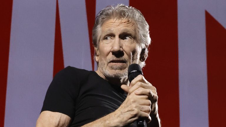 Властите в Мюнхен и Франкфурт нарекоха основателя на Pink Floyd "антисемит", а той обяви, че се бори за свобода на словото и човешки права.