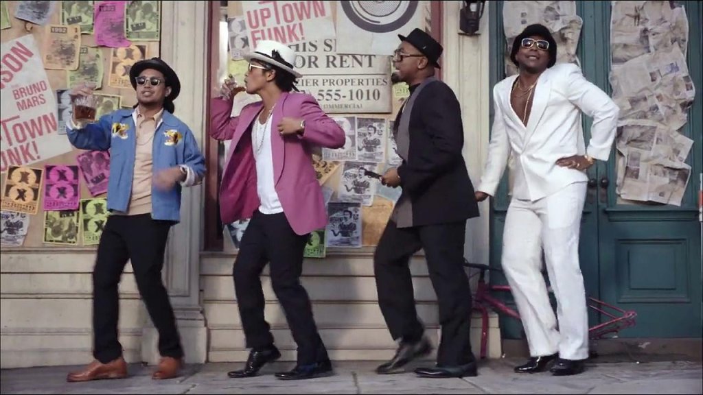 Най-добро мъжко видео: Mark Ronson ft. Bruno Mars – Uptown Funk