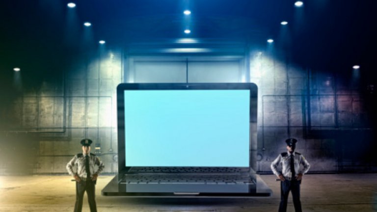 Русия - ограничения в ИнтернетМосква поставя ограничения в Интернет, най-вече за анонимните блогове, които надхвърлят 3 хиляди посещения на ден. Те са длъжни да се регистрират и да оповестят личните си данни. Освен това е забранено да се разпространяват срамни сцени, който го прави рискува сериозни глоби, и не само.