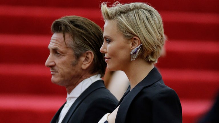 15 години повече за Шон Пен от Чарлийз Терон