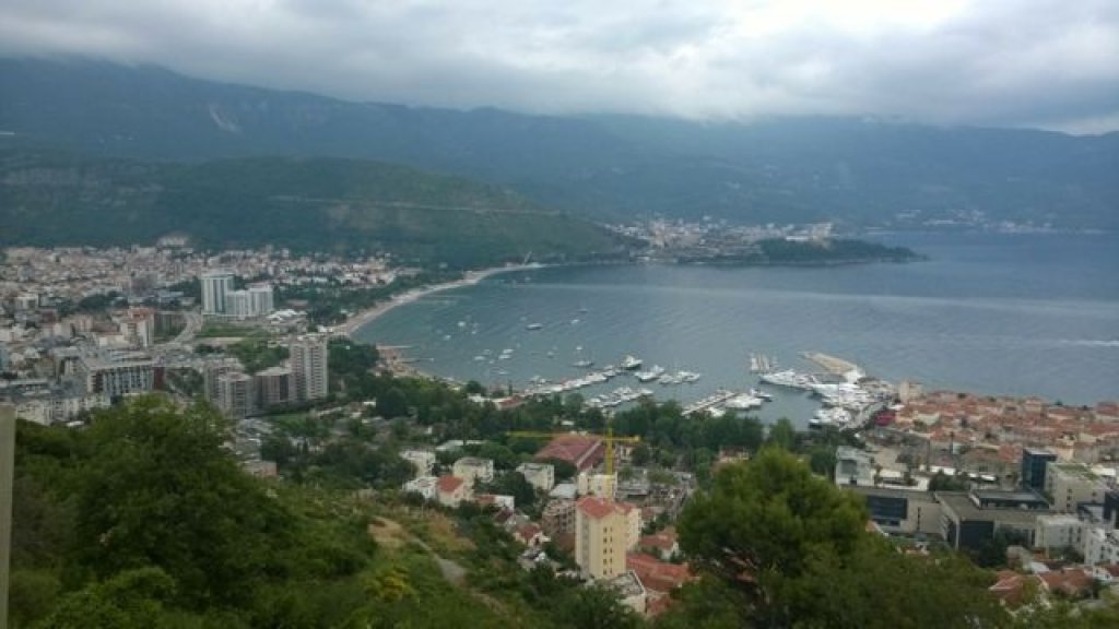 budva-kuca---vila_1406132277958