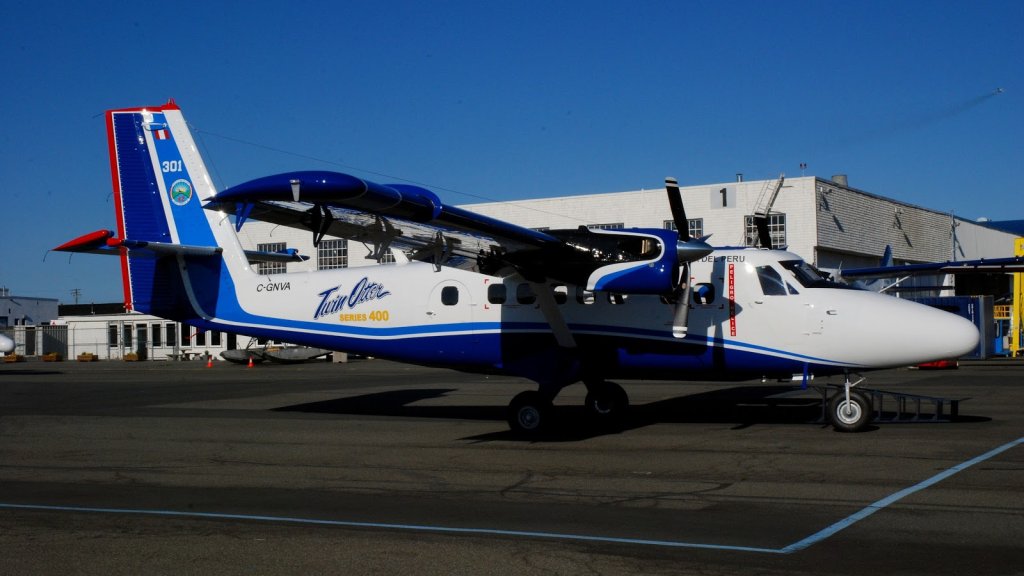 DHC.6-400 Twin Otter  301    3-6-11