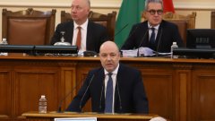 113 депутати от ГЕРБ-СДС, ДПС и "Български възход" подкрепиха номинацията за министър-председател, но те бяха недостатъчни