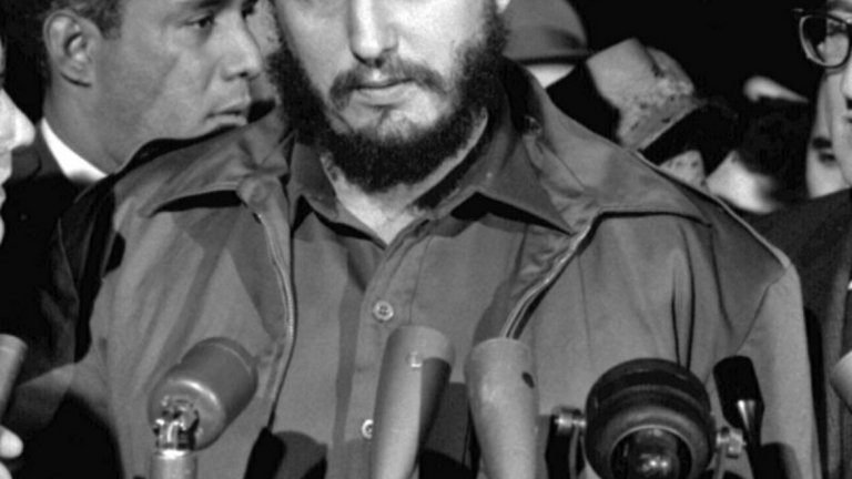 Марита Лоренц твърди, че е родила син от Кастро на име Андре. Твърди също така, че по-късно ЦРУ я изпращат в Куба, за да убие лидера на страната. Но има ли в твърденията й някаква доза истина?