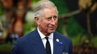 prince-charles-waiting-in-line-throne-ftr